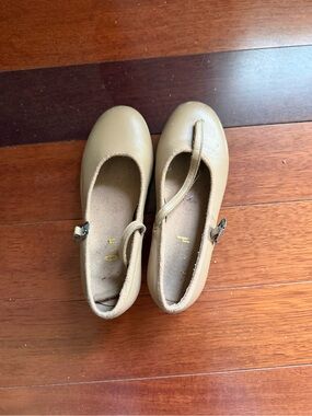 Bloch tan Tap Shoes
